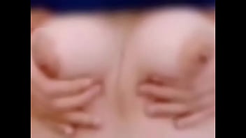 Preview 2 of Video Bokep Japanese And Son - 近拍正妹粉嫩大乳暈