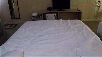 Preview 1 of Girl Stretched - FAZENDO AMOR GOSTOSO FALANDO NO OUVIDO DO MEU MARIDO QUE VOU DAR PARA DOIS PAUZUDOS NA FRENTE DELE,  ELE FICOU LOUCO DE TES&Atilde_O&hellip_