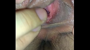 Preview 2 of Orgasm Rubbing Clit - lo dai rat dẹp