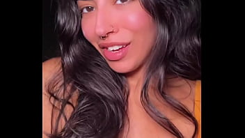 Preview 2 of Bada Mall Xxx - On mynx doing phone &amp_ video calls rn. hmu.