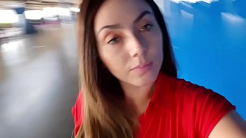 Preview 1 of Sarisin Anne - Cheguei em Brasilia... um fa que virou amigo me pegou no aeroportoe olha td o q a gente fez.... video completo no : bolivianamimi