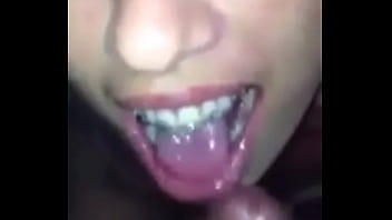 Preview 4 of Mom Son Boobs Hd - Bruna mamando