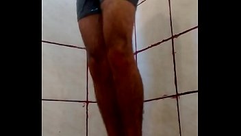 Preview 3 of Teen Hairy Ass - magrinho no banho