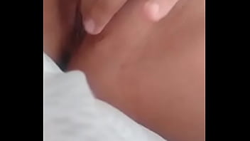Preview 3 of Ishwariasex - Mostrando su vagina
