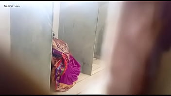Preview 3 of Www Nepali Puti Dod Com - Desi lady public toilet pissing spy