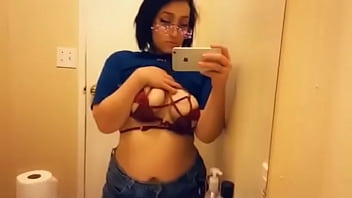 Preview 2 of New 17 Yaers Grils - Tits