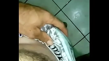 Preview 1 of Old Man Rape Busty Japan - Gozando muito no Banheiro (parte1)