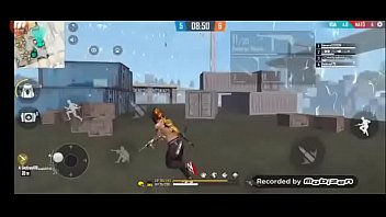 Preview 2 of Sister And Bradter Xxx - Gameplay de freefire hace que te explote la pichula