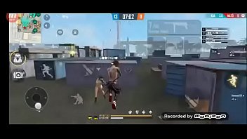 Preview 4 of Sister And Bradter Xxx - Gameplay de freefire hace que te explote la pichula