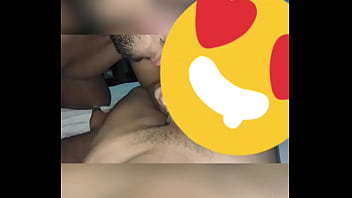 Preview 1 of Sex Viet Nam Choi Lo Dit - Meu amigo pediu pra me chupar o namorado dele enquanto ele tomava banho.