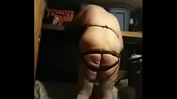 Preview 1 of Xx Garrls - Joegurlybitch Ass Whipping