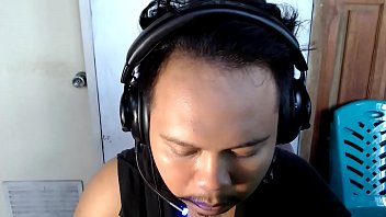 Preview 2 of Skynny Shemale Hot - Mahasiswi Butuh duit buat beli hp akhrinya mau sama om om