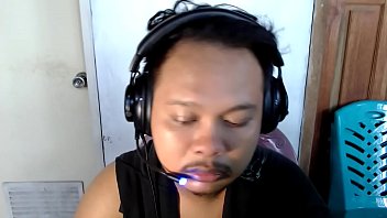 Preview 3 of Skynny Shemale Hot - Mahasiswi Butuh duit buat beli hp akhrinya mau sama om om