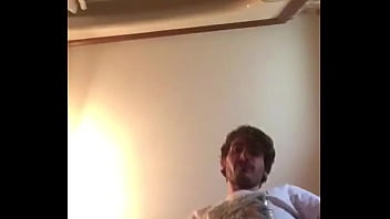Preview 1 of Pone Hud In Kenya - Twink ass play quick