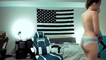 Preview 4 of Vmm Film - This Little College Girl Masturbating....