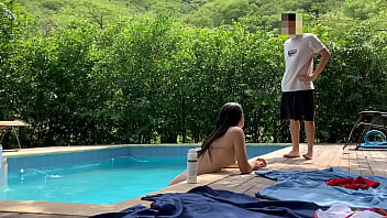 Preview 2 of India Rubbing - Mientras limpio la piscina mi jefe y su hermana se desnudan y me desnudan tambi&eacute_n a mi para tener diversi&oacute_n