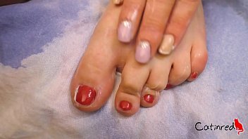 Preview 3 of Lesbian Cunt Lick Close Up - I play with my sexy feet,  smear them with cream