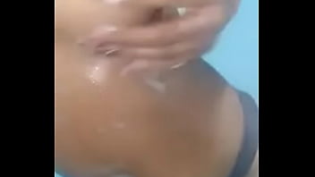 Preview 3 of Inga Busch - Mi novia me mandan un video ba&ntilde_&aacute_ndose