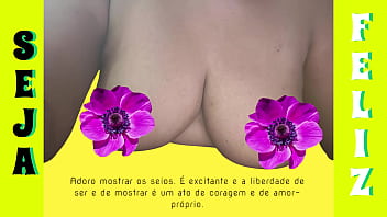 Preview 1 of Yoga Brazzers Big Tit - O prazer de mostrar os seios. Modelo Negrita