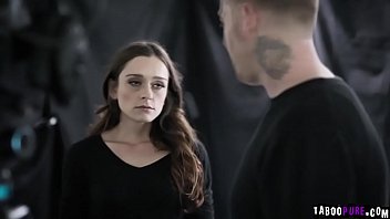 Preview 1 of Sister Teaching Cumming - Lily Glee her by getting her pussy fuck for ransom