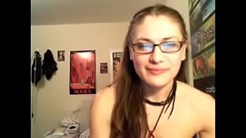 Preview 2 of German Fisting Threesome Party - Novinha gringa da Ilha da Macacada Aberta enfia consolo de meio metro no olho do cu e chora de dor na webcam