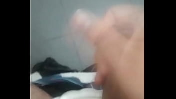 Preview 2 of Xxx Teen 3gp Video - Haciendome la paja
