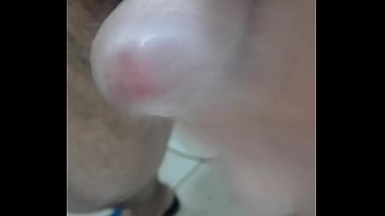 Preview 3 of Pump Titas 3 - cuando me ba&ntilde_o me masturbo