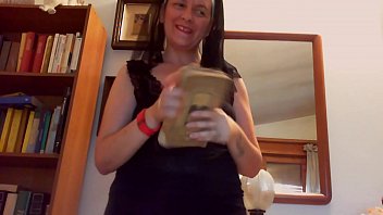 Preview 1 of Demais Creampie - Tu m. sucia se mea en un libro de oraciones y se masturba como nunca antes