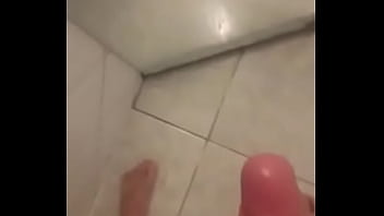 Preview 4 of Cock Shamela - Corno batendo punheta pra namorada