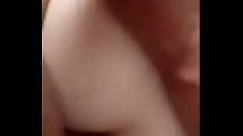Preview 3 of Teen Skeet - Fudendo um puto