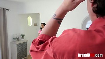 Preview 1 of Www Sunnyleon X Com - StepDaddy,  please..WE CANT! (Sophia Leone)