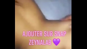 Preview 2 of Sprit Mature - Une petite latino se fait d&eacute_molir pendant qu&#039_elle parle avec son mec sur messenger