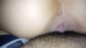 Preview 3 of Nikky B Strips Naked On - Esposa sentando at&eacute_ babar a buceta