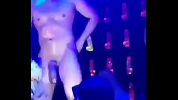 Preview 1 of Top Class Xxx Big Boob - Bailando sexy