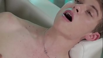 Preview 2 of Wild Man Fucking Porn Videos - Twinks bb