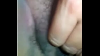 Preview 4 of Brownbubble4u - Le gusta desearse y me manda el v&iacute_deo