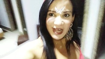 Preview 1 of Ssxxxv - Folia da Pickachu pulando Rola pr&eacute_ carnaval. .veja mais no xv red .