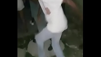 Preview 2 of Sexy Very Hard 3gp - Novinho botando pra fude na dan&ccedil_a