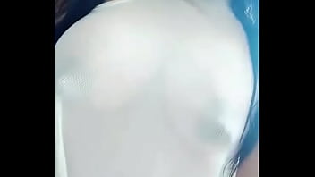 Preview 1 of Neighbor Loves Lips - Me encanta tocar mis tetas