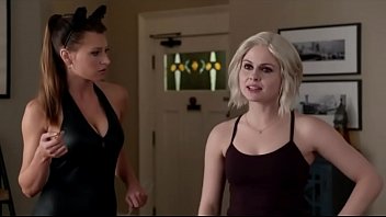Preview 4 of Perempuan Rogol Perempuan - Spanking iZombie - Peyton Spanks Liv In A Catsuit