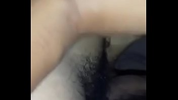 Preview 4 of Xvideo Yesbiggass - R&uacute_bia Morena Ninfeta Latina Ficou Falando no Celular Com o Corno Enquanto Mamava o Amante no Motel
