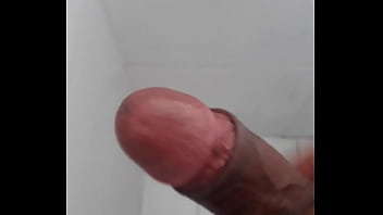 Preview 2 of White On Call - Mostrando mi verga en el ba&ntilde_o