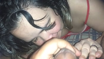 Preview 3 of Little Girl Fuck Monsters Cock - Esposa gostosa chupando amsnte