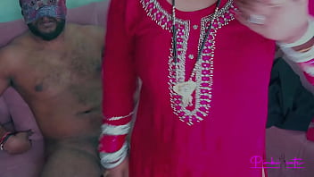 Preview 3 of Clasrom Teen - Indian Ravinadesi young married women Fucked by Sofa machenic absence of her husband,  huge cumshot on big Ass