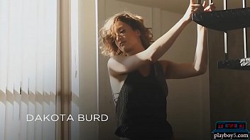 Preview 1 of Washroom Sister Brother - Flexible Canadian model Dakota Burd sexy striptease