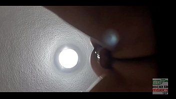 Preview 3 of Sexhotgiral - Pongo el celular y lo tiro al piso para grabar a esta morrita,  se puede ver como se deja coger mi prima favorita,   corrida femenina,  me deja escurriendo en c&aacute_mara lenta