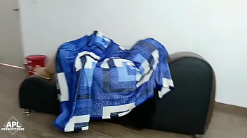 Preview 1 of Post Op Shemale Cums - Le digo al puto de mi hijastro que entre a mi cuarto que necesito de su ayuda debajo de mis cobijas,  pero el llega con su verga activada para mi boca - Parte 1