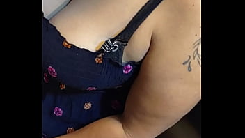 Preview 1 of Bangladeshi 18 Year Old Girl Sex - ENCUENTRO A LA MAMA DE MI MEJOR AMIGO EN LA CALLE Y LA PUTA ESTABA TAN CALIENTE QUE SE DESNUDO PARA MI