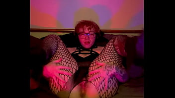 Preview 2 of Old Maan Sex - Horny FTM masturbates Pussy