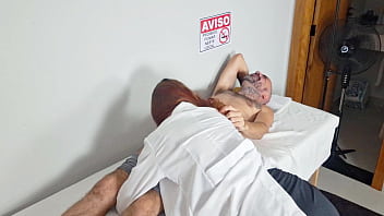 Preview 3 of 19 Yo Cowgirl Home Fuck - Enfermeira boa veio me medicar!